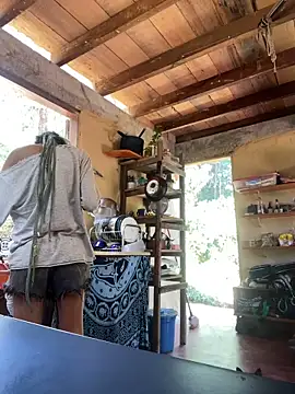 sammoura01 online show from September 24, 2025, 3:18 pm