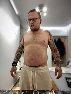 PierreNaked89 online show from November 4, 2025, 9:07 pm