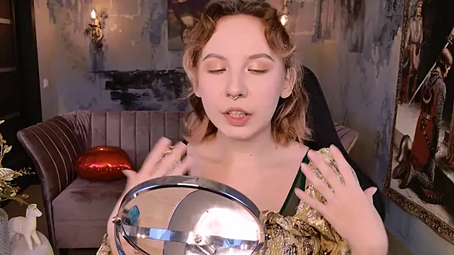 JasmineMilko online show from October 18, 2025, 5:09 am