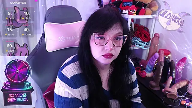 Snapshot of LiloMoon69 chatting on February 20, 2026, 1:13 pm LiloMoon69 online show from February 20, 2026, 1:13 pm