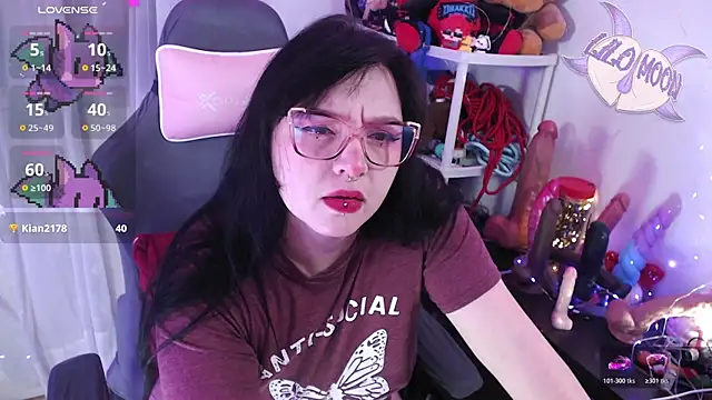 LiloMoon69 online show from March 13, 2026, 1:27 pm