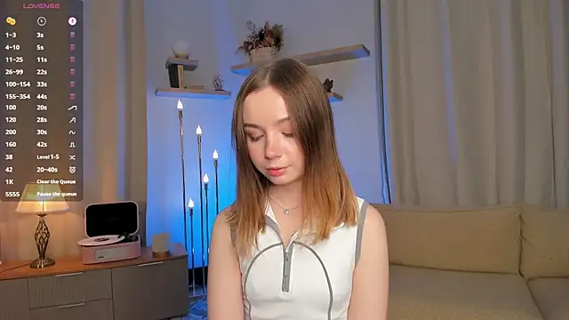 DominikaElis online show from October 4, 2025, 7:59 pm