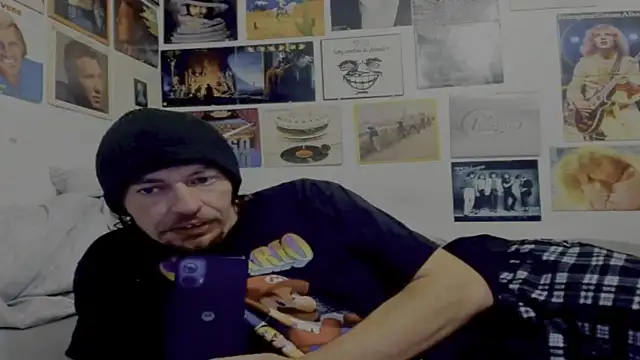 Snapshot of cloudyystar666 chatting on November 28, 2025, 6:02 am cloudyystar666 online show from November 28, 2025, 6:02 am