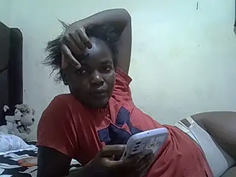 pretty vivy online show from February 15, 2025, 8:01 pm