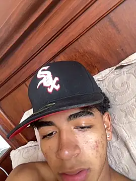 Snapshot of JoanG10 chatting on October 10, 2025, 5:47 pm JoanG10 online show from October 10, 2025, 5:47 pm