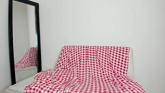 johan beley  online show from October 18, 2025, 4:20 pm