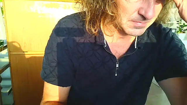 Snapshot of costanza7070 chatting on November 3, 2025, 12:38 am costanza7070 online show from November 3, 2025, 12:38 am