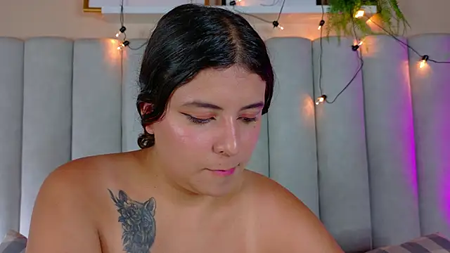 EngelStone online show from November 1, 2025, 8:14 pm