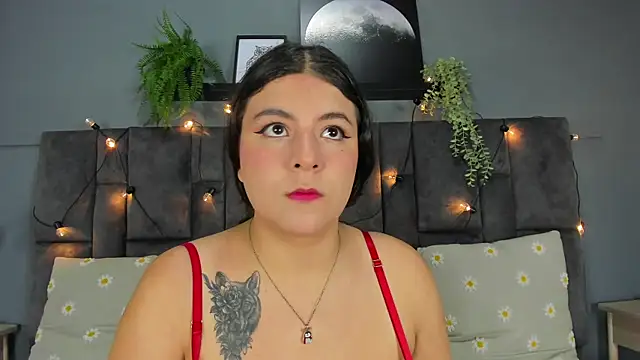 EngelStone online show from December 2, 2025, 7:37 pm