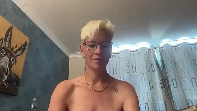 JennyHazel1 online show from July 16, 2026, 12:57 pm