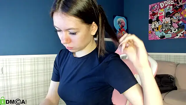 Nicole Charm online show from March 2, 2026, 7:15 am