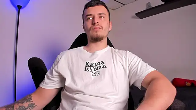 james connor2 online show from March 30, 2026, 6:53 pm