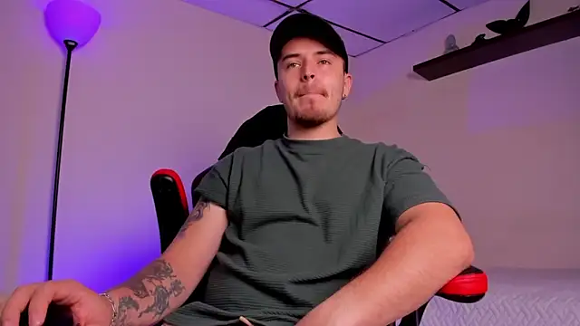 james connor2 online show from November 10, 2025, 6:46 pm