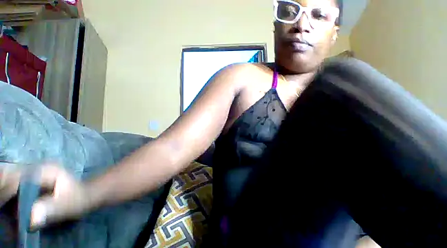 Snapshot of Chiky_Nurse chatting on February 11, 2025, 6:33 pm Chiky Nurse online show from February 11, 2025, 6:33 pm