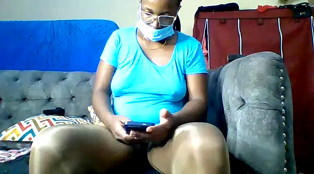 Snapshot of Chiky_Nurse chatting on February 7, 2025, 7:27 pm Chiky Nurse online show from February 7, 2025, 7:27 pm
