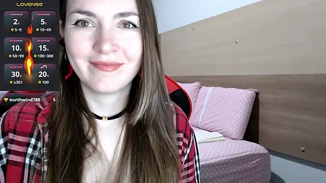 Snapshot of Naughty_Annn chatting on June 18, 2026, 2:43 am Naughty Annn online show from June 18, 2026, 2:43 am