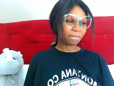 Darrkdeeva69 online show from February 17, 2025, 8:27 pm