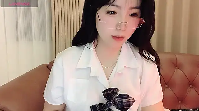 NickiBloom online show from February 27, 2025, 2:21 pm