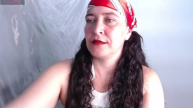 carla slut outlimits online show from May 19, 2026, 11:17 am