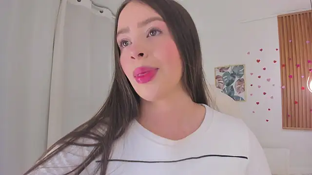 Snapshot of TiffanyWright chatting on February 19, 2026, 1:19 pm TiffanyWright online show from February 19, 2026, 1:19 pm