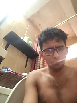 Snapshot of VL25DN26 chatting on February 18, 2026, 11:56 pm VL25DN26 online show from February 18, 2026, 11:56 pm