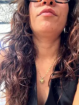 ValeriEvan online show from September 19, 2025, 8:02 pm