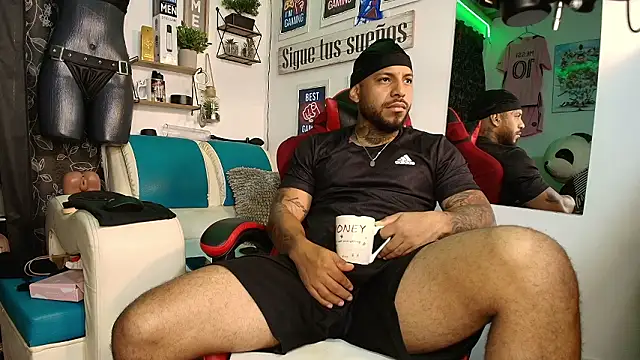 Leenar Key online show from February 6, 2026, 8:10 am