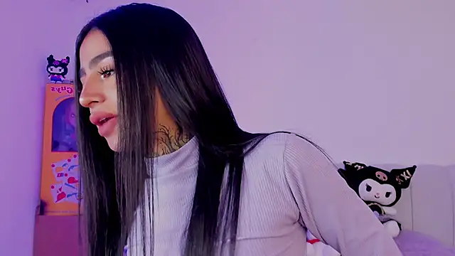 Snapshot of shadowcatt_ chatting on November 3, 2025, 5:05 pm shadowcatt online show from November 3, 2025, 5:05 pm