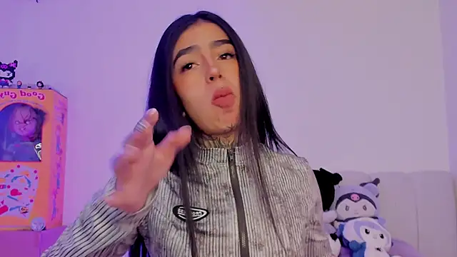 Snapshot of shadowcatt_ chatting on October 18, 2025, 5:15 pm shadowcatt online show from October 18, 2025, 5:15 pm