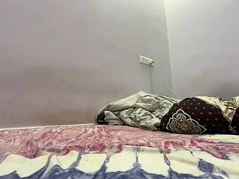 nycg0999 online show from November 5, 2025, 6:44 pm