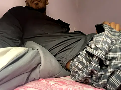 nycg0999 online show from November 6, 2025, 8:13 pm