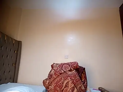 Snapshot of Pretty_tiffany chatting on November 22, 2025, 10:36 am Pretty tiffany online show from November 22, 2025, 10:36 am