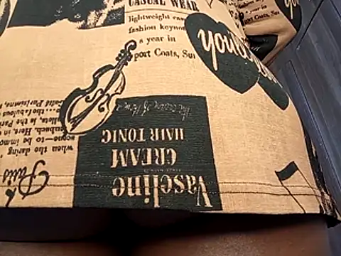 Snapshot of Pretty_tiffany chatting on October 31, 2025, 11:07 am Pretty tiffany online show from October 31, 2025, 11:07 am