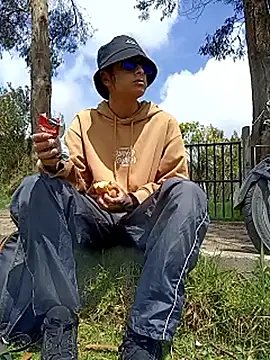 Cuervo maniaco online show from February 10, 2026, 4:06 pm