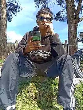 Cuervo maniaco online show from February 4, 2026, 3:07 pm