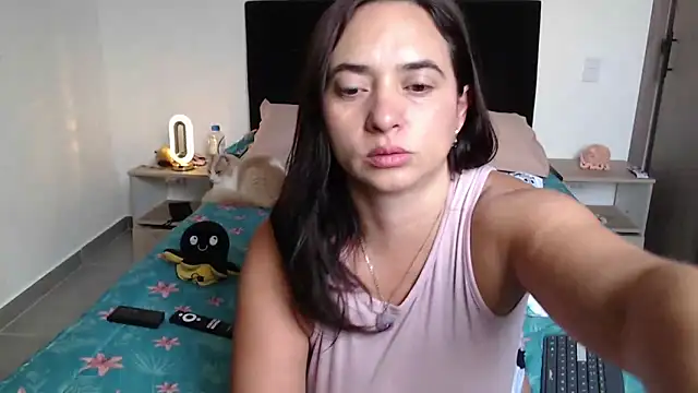 TatianaMonteross online show from April 20, 2026, 12:30 pm