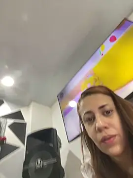 AnnbellaRosse online show from February 15, 2025, 6:01 pm