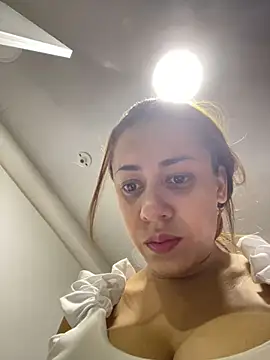 AnnbellaRosse online show from February 15, 2025, 10:52 pm