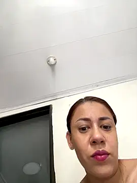 AnnbellaRosse online show from September 25, 2025, 6:47 pm