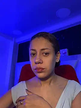 AnnbellaRosse online show from March 21, 2025, 3:46 pm