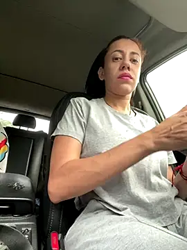 AnnbellaRosse online show from October 24, 2025, 12:15 pm