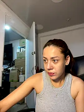 AnnbellaRosse online show from September 27, 2025, 2:34 pm