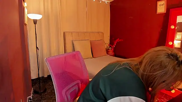 wini fer online show from March 9, 2026, 3:04 pm