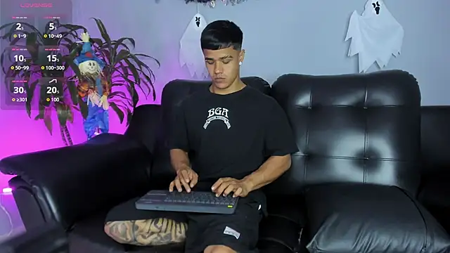 Rob saenz  online show from October 23, 2025, 1:54 pm