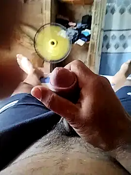 Snapshot of raseccv chatting on March 1, 2026, 1:55 pm raseccv online show from March 1, 2026, 1:55 pm