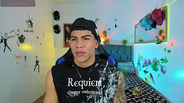 Damian latinxxx online show from September 29, 2025, 3:13 am