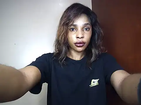 Snapshot of _Gyy_ chatting on September 15, 2025, 8:15 am  Gyy  online show from September 15, 2025, 8:15 am