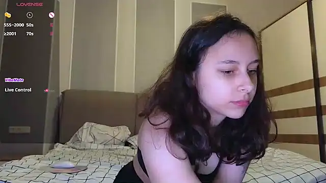 Agatha Sade online show from February 11, 2025, 6:33 pm