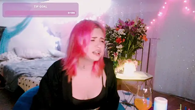 candy lina online show from April 24, 2026, 2:41 pm