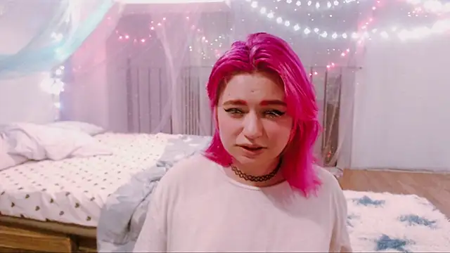 candy lina online show from March 25, 2026, 11:42 am